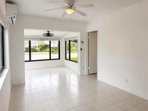 1724 NE 17th Street Fort Lauderdale FL 33305