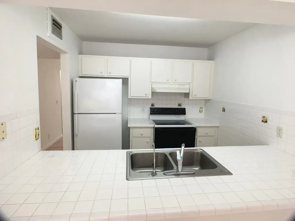 5852 Albert Road West Palm Beach FL 33415