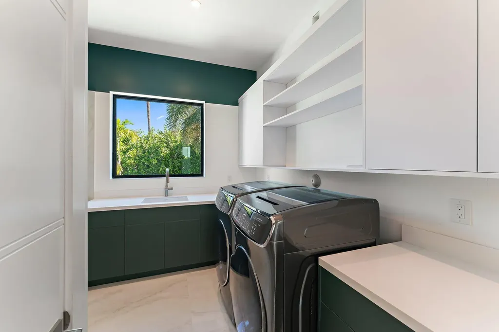 8309 SE Rivers Edge Street Jupiter FL 33458
