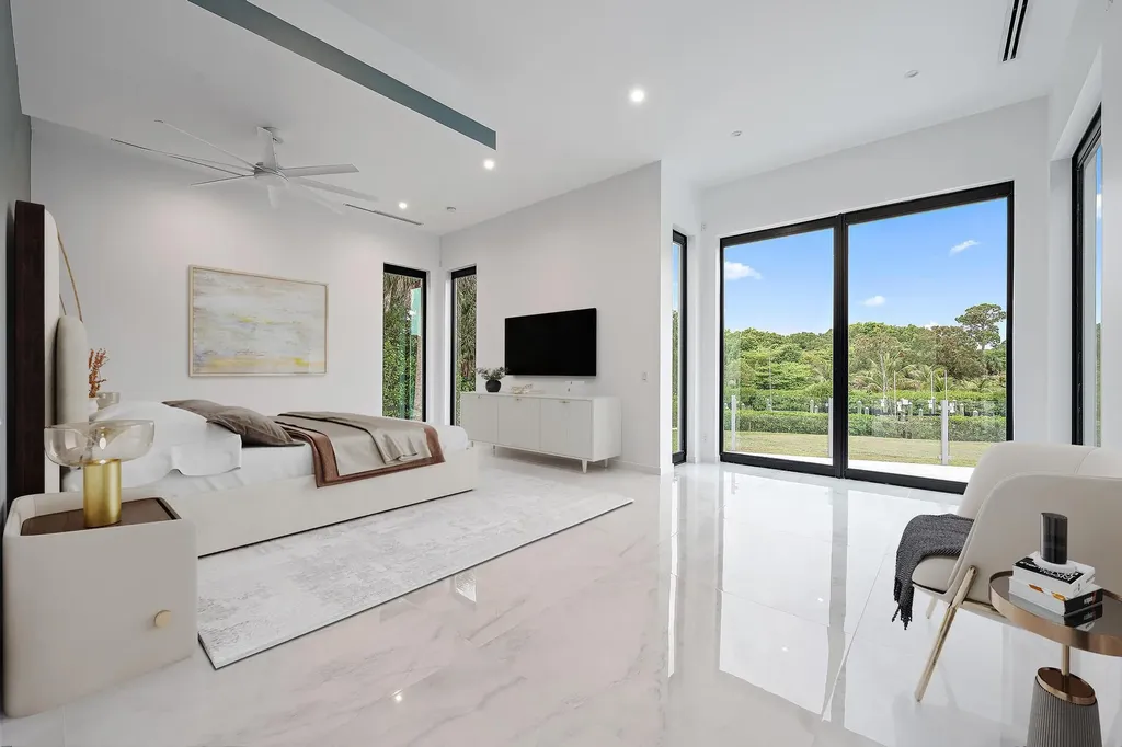 8309 SE Rivers Edge Street Jupiter FL 33458