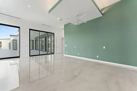 8309 SE Rivers Edge Street Jupiter FL 33458