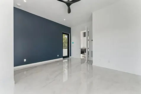 8309 SE Rivers Edge Street Jupiter FL 33458