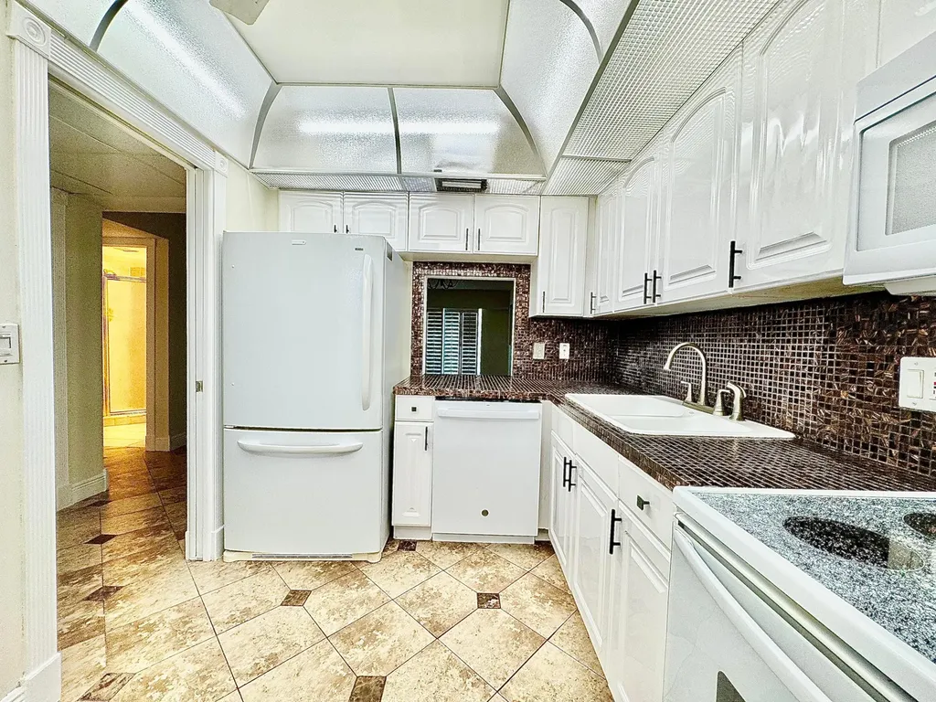 2871 N Ocean Boulevard Boca Raton FL 33431
