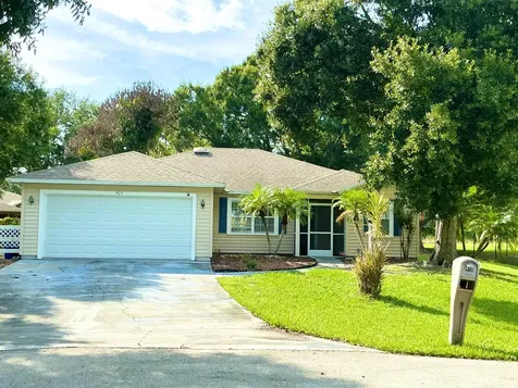 915 11th Terrace Vero Beach FL 32960