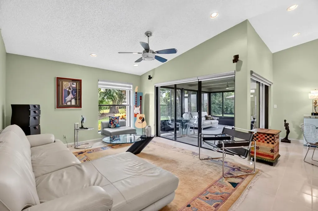 5791 Lakeview Mews Place Boynton Beach FL 33437
