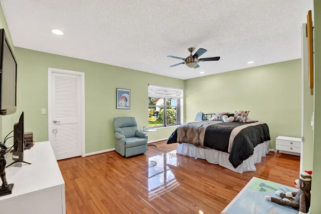 5791 Lakeview Mews Place Boynton Beach FL 33437