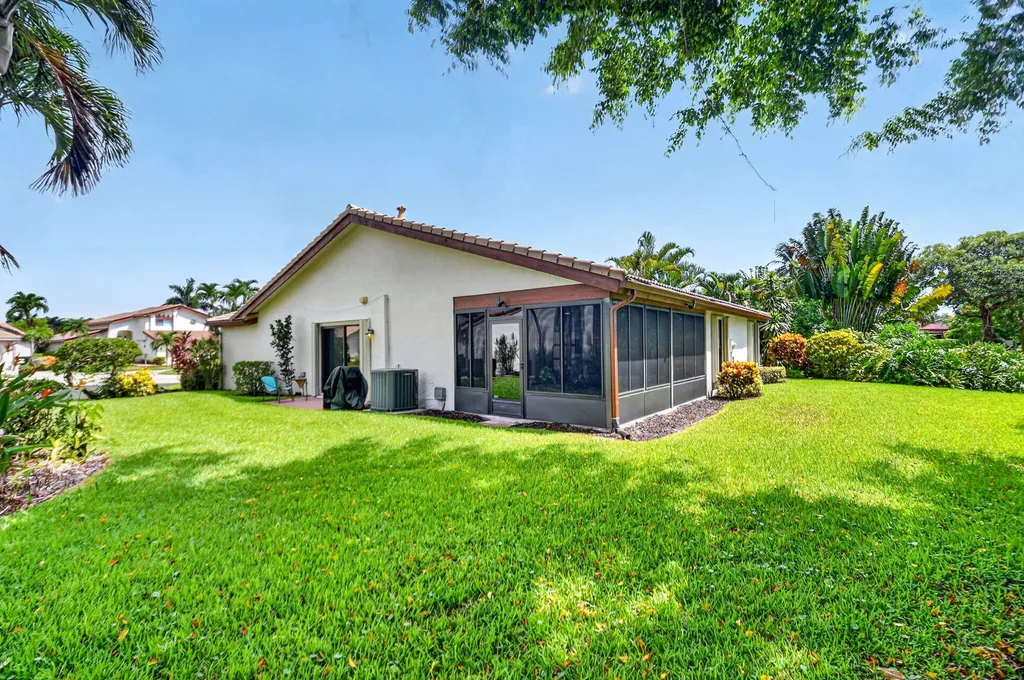 5791 Lakeview Mews Place Boynton Beach FL 33437