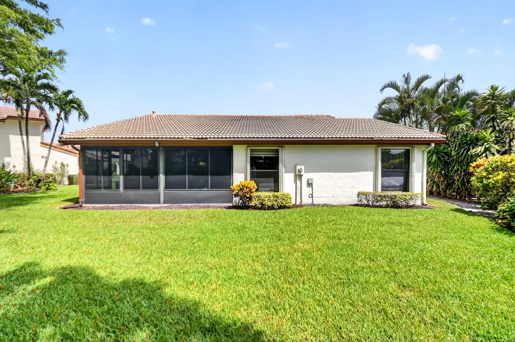 5791 Lakeview Mews Place Boynton Beach FL 33437