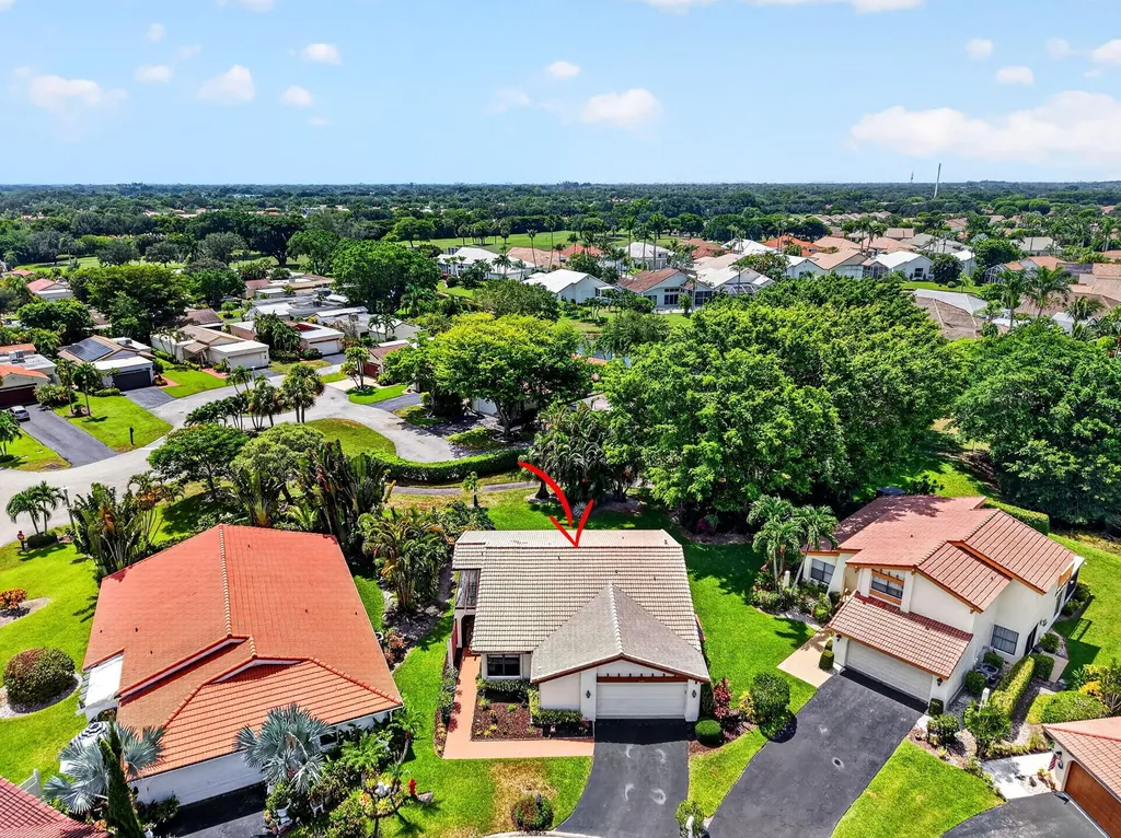 5791 Lakeview Mews Place Boynton Beach FL 33437