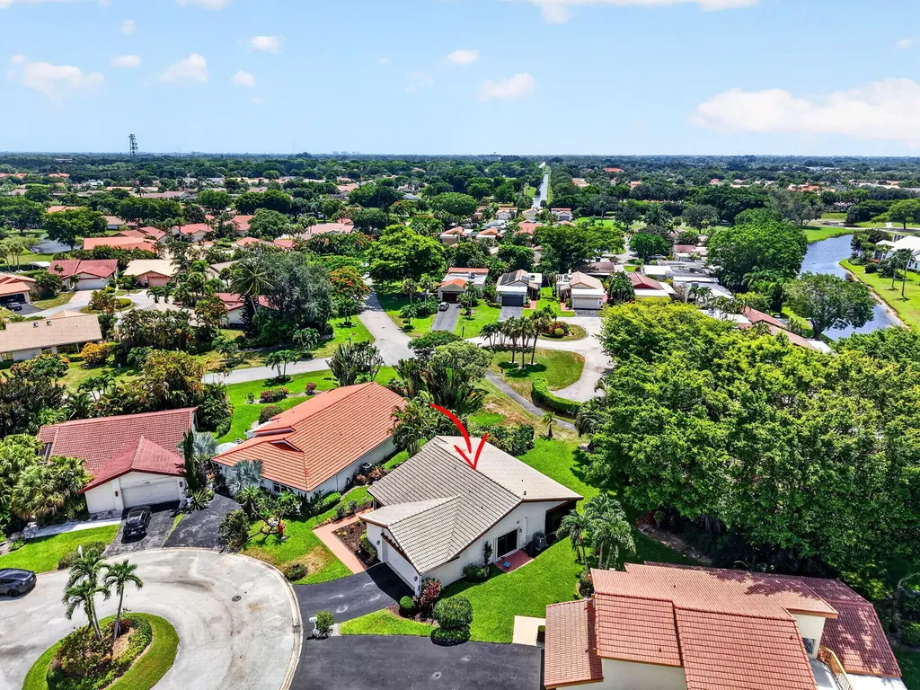 5791 Lakeview Mews Place Boynton Beach FL 33437