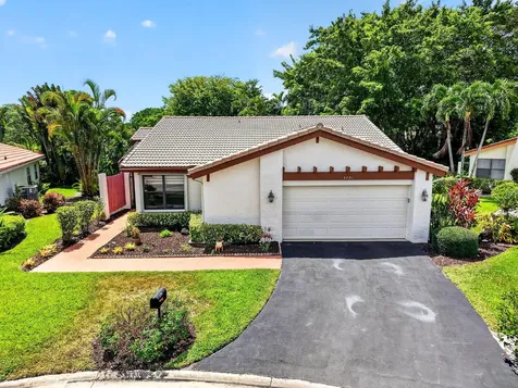 5791 Lakeview Mews Place Boynton Beach FL 33437