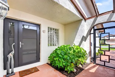 5791 Lakeview Mews Place Boynton Beach FL 33437