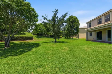 2709 Pienza Circle Royal Palm Beach FL 33411