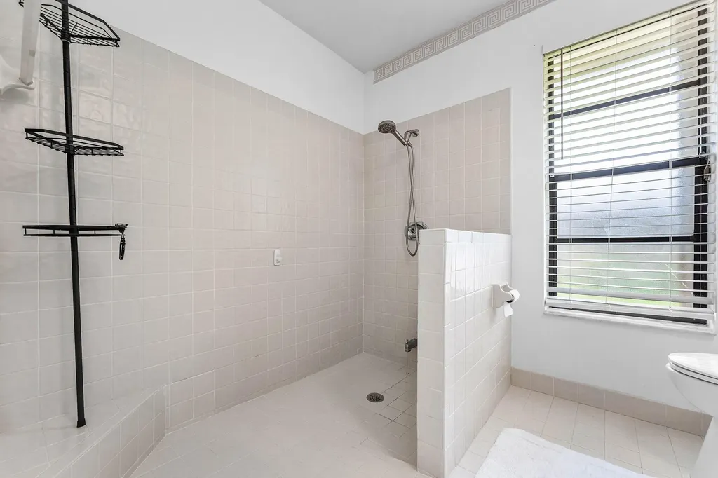 1217 NW 111th Way Coral Springs FL 33071