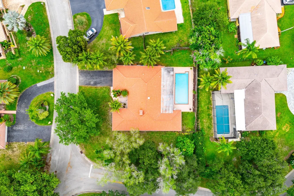 1217 NW 111th Way Coral Springs FL 33071