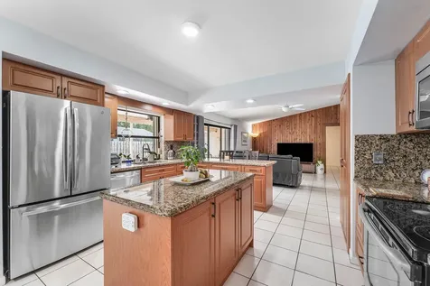 1217 NW 111th Way Coral Springs FL 33071