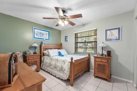1217 NW 111th Way Coral Springs FL 33071
