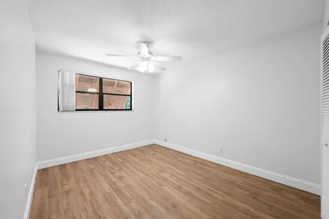 1517 Fairway Road Pembroke Pines FL 33026