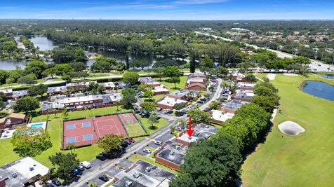 1517 Fairway Road Pembroke Pines FL 33026
