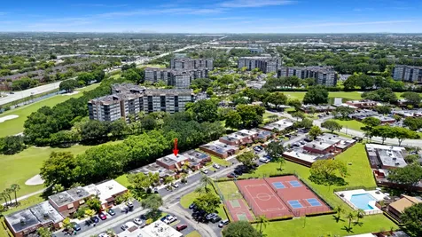 1517 Fairway Road Pembroke Pines FL 33026