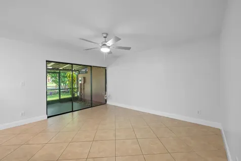 1517 Fairway Road Pembroke Pines FL 33026