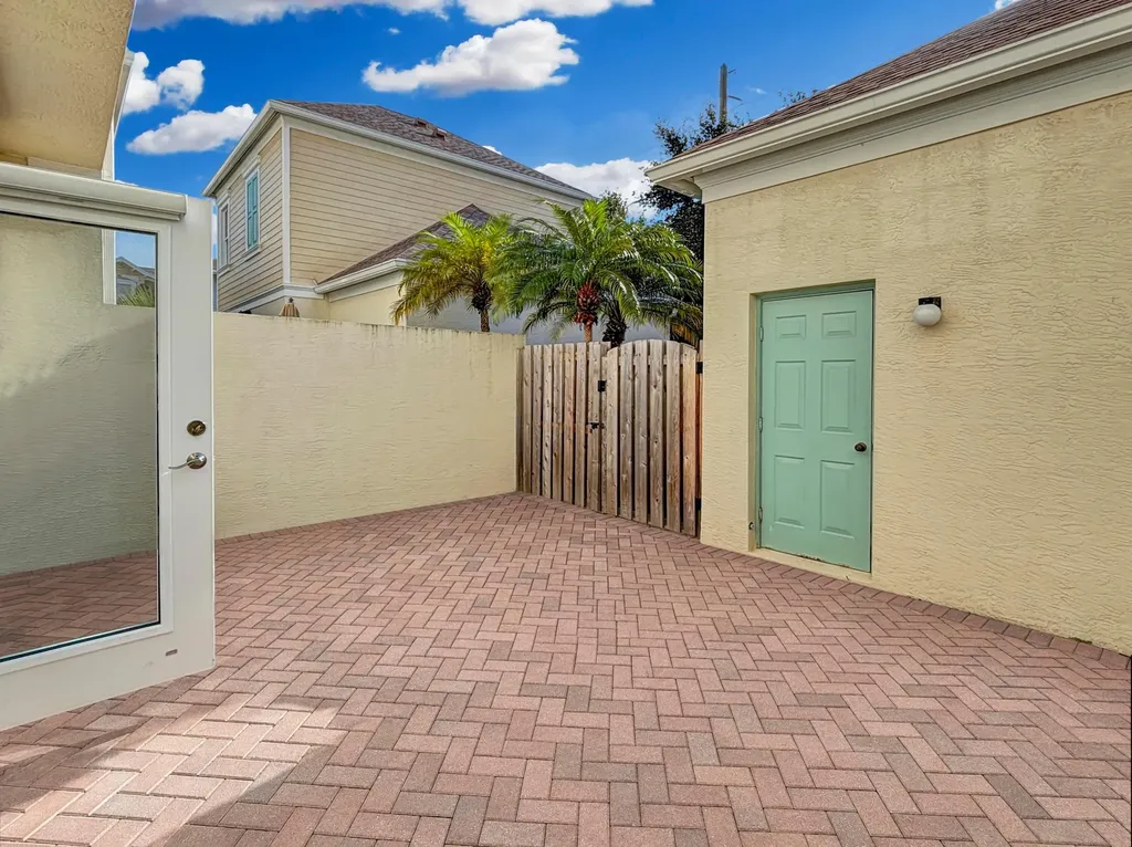 179 E Bay Cedar Circle Jupiter FL 33458