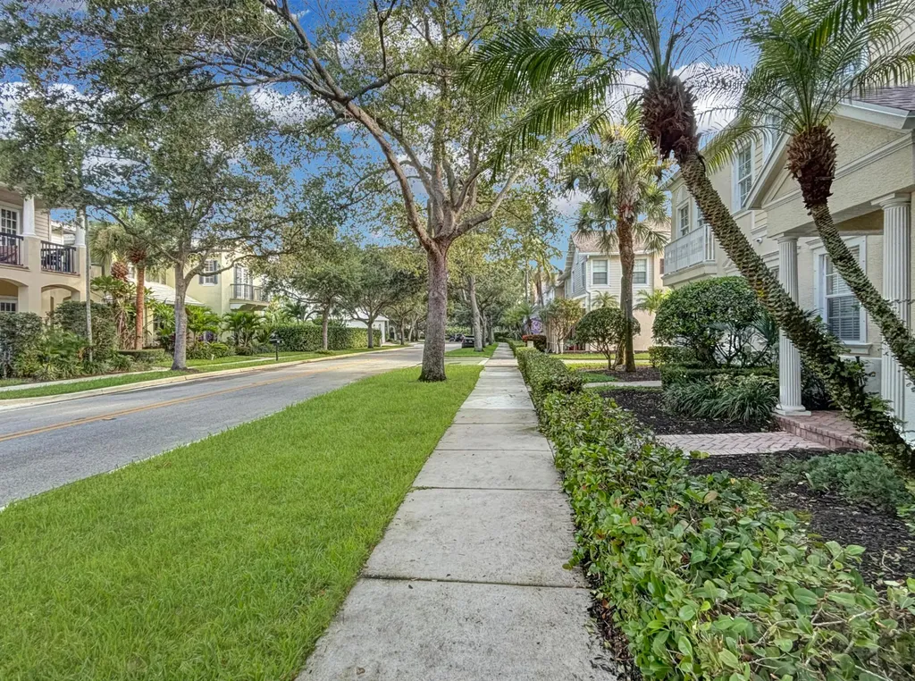 179 E Bay Cedar Circle Jupiter FL 33458