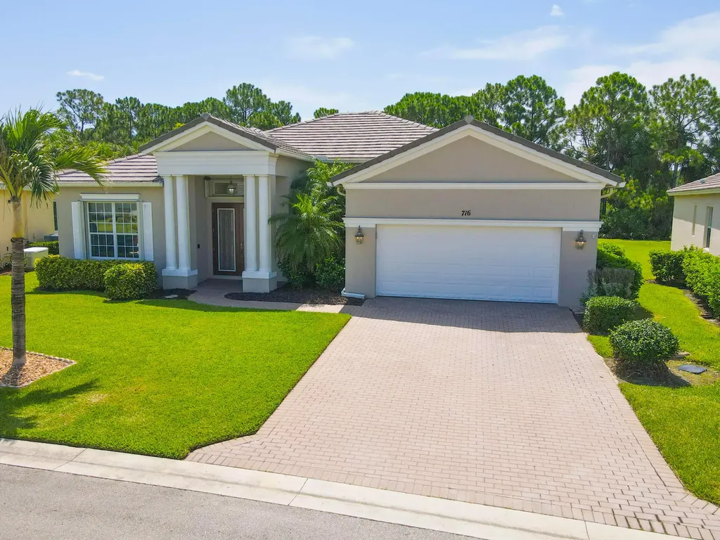 716 SW Myakka River Trace Port St Lucie FL 34986