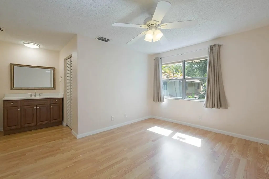 6384 Boca Circle Boca Raton FL 33433