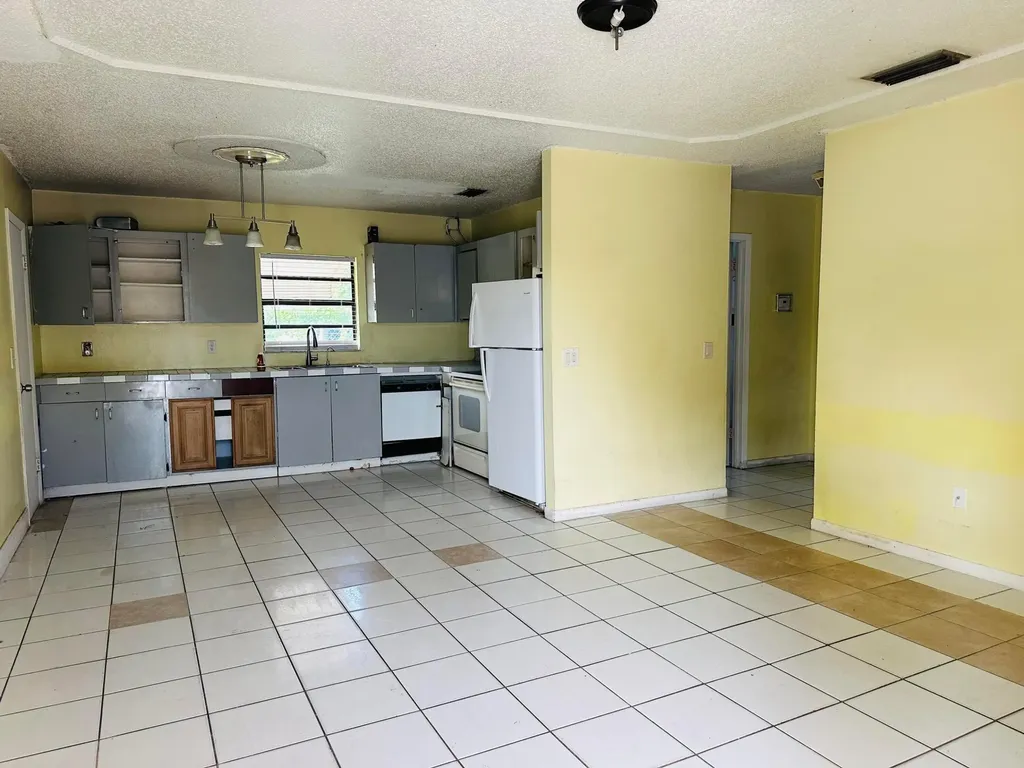 3893 Allison Court Lake Worth FL 33461