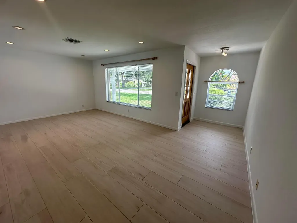 11261 NW 42nd Street Coral Springs FL 33065