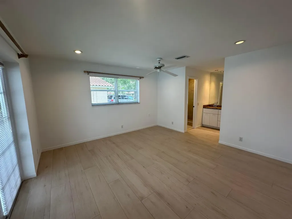 11261 NW 42nd Street Coral Springs FL 33065