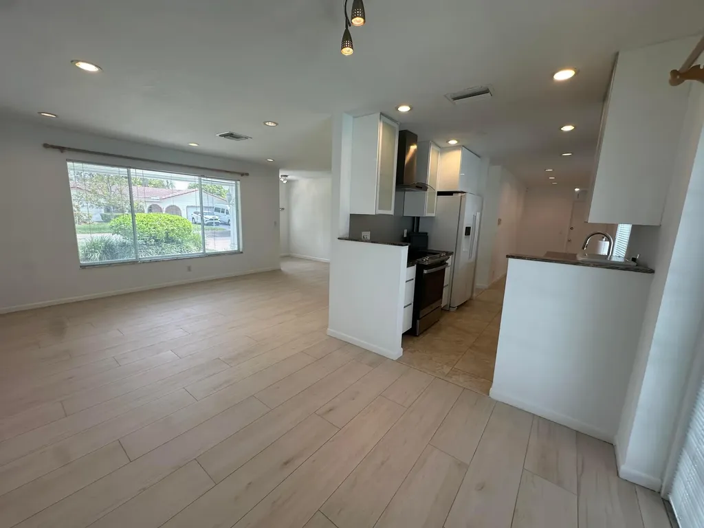11261 NW 42nd Street Coral Springs FL 33065
