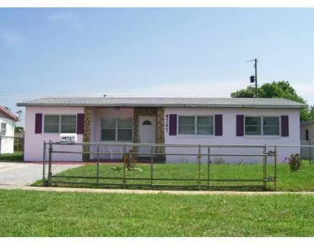 4787 Tortuga Drive West Palm Beach FL 33407