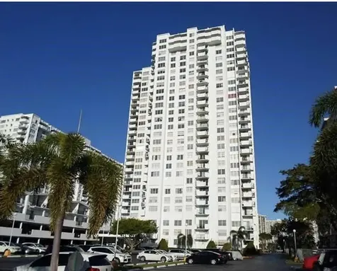 2780 NE 183rd Street Aventura FL 33160