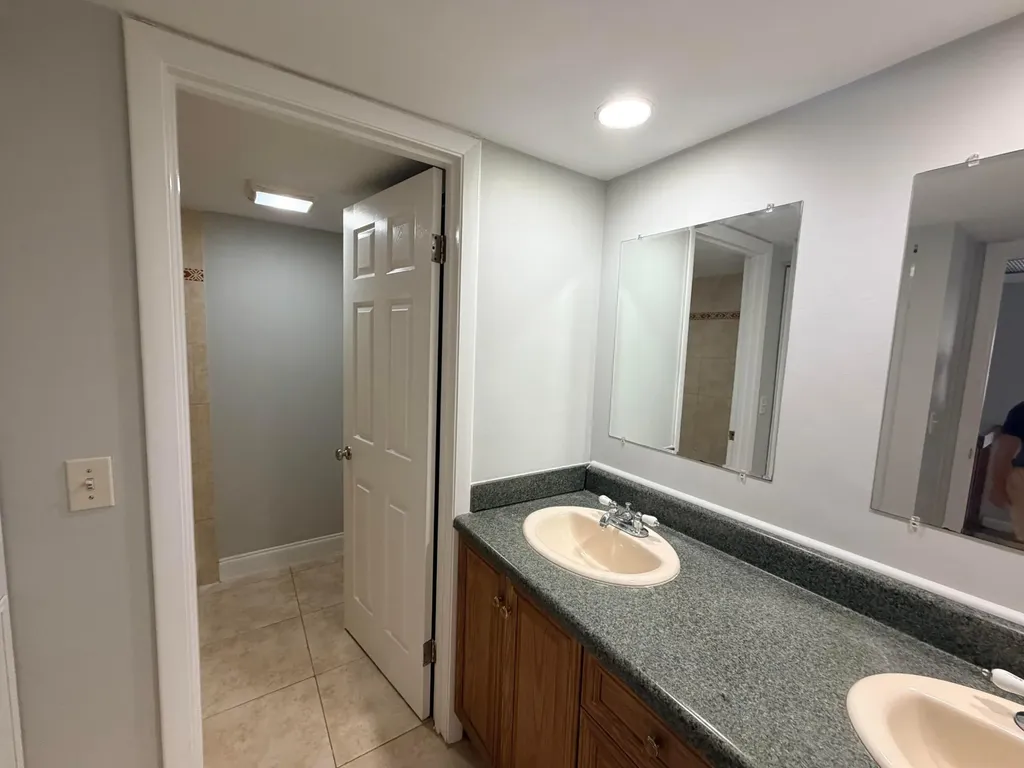37 Lake Arbor Drive Palm Springs FL 33461