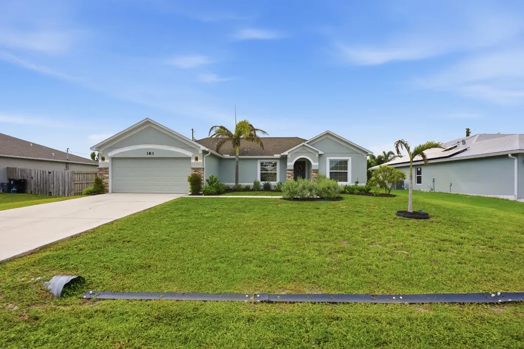 183 SW North Wakefield Circle Port St Lucie FL 34953