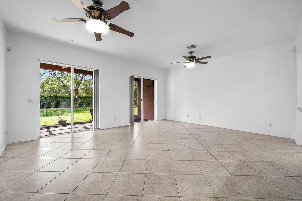 9058 Sedgewood Drive Lake Worth FL 33467