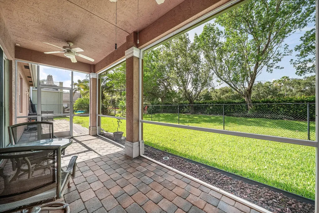 9058 Sedgewood Drive Lake Worth FL 33467