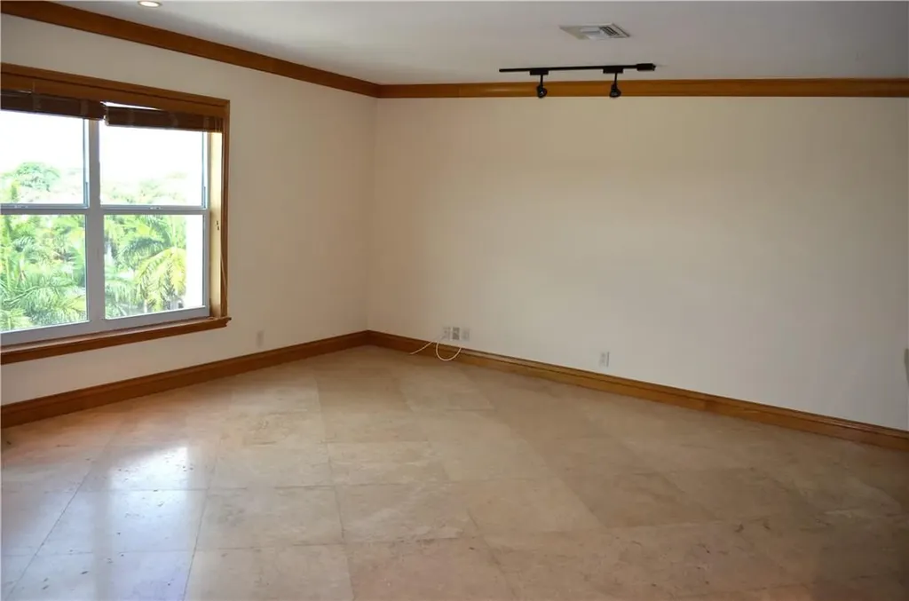 1770 E Las Olas Boulevard Fort Lauderdale FL 33301