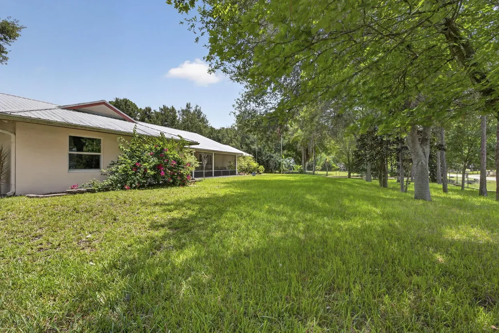 17183 73rd Court N The Acreage FL 33470