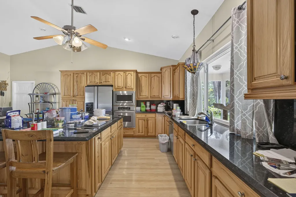 17183 73rd Court N The Acreage FL 33470