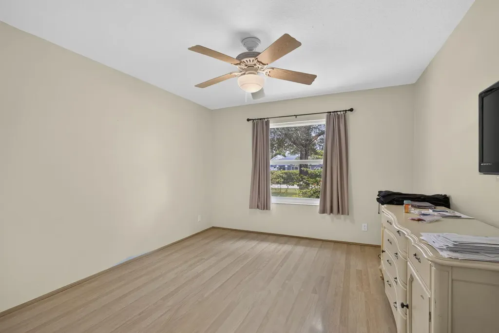 17183 73rd Court N The Acreage FL 33470