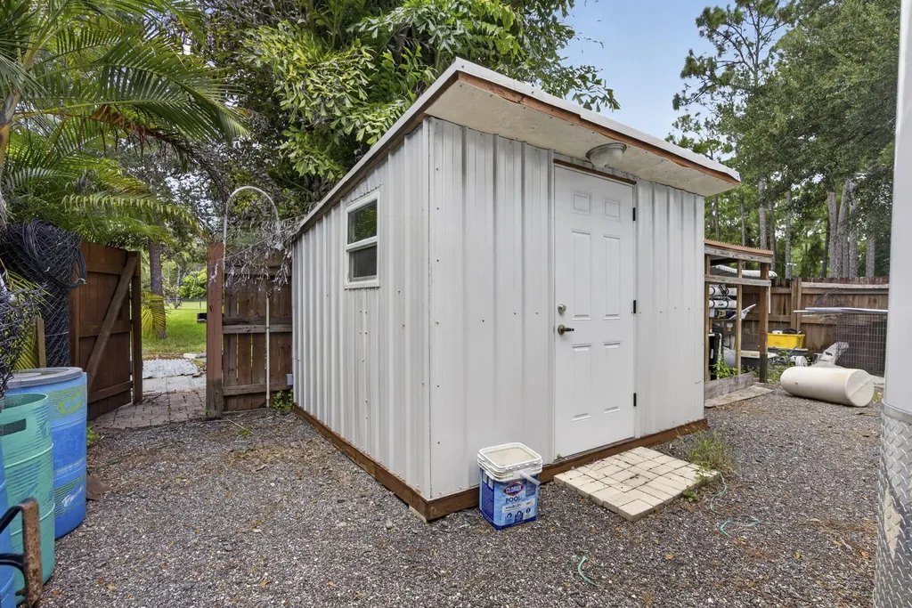 17183 73rd Court N The Acreage FL 33470