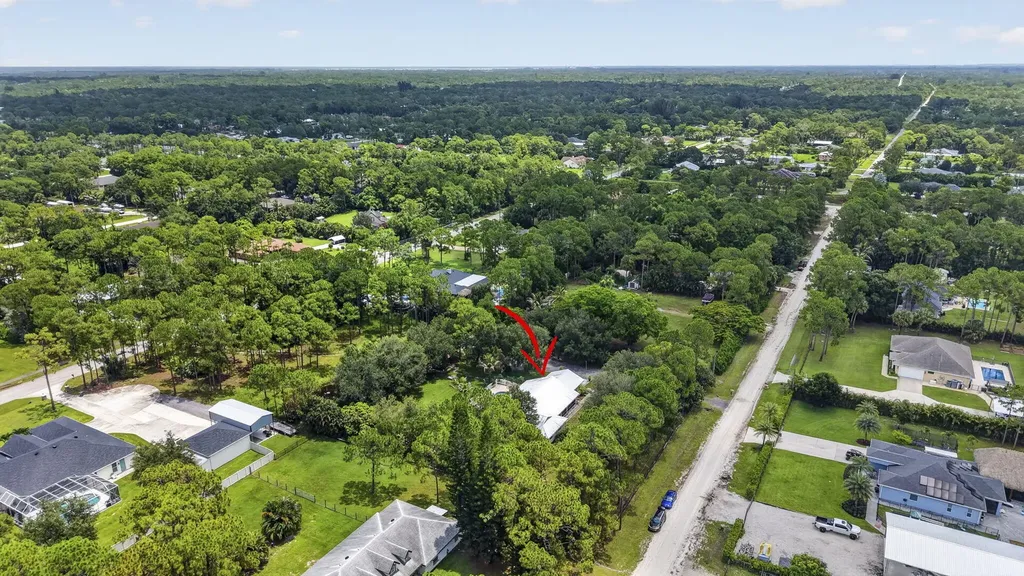 17183 73rd Court N The Acreage FL 33470