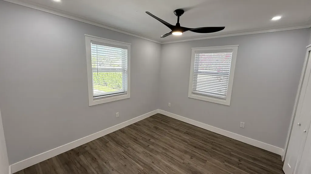 118 SW 7th Street Delray Beach FL 33444