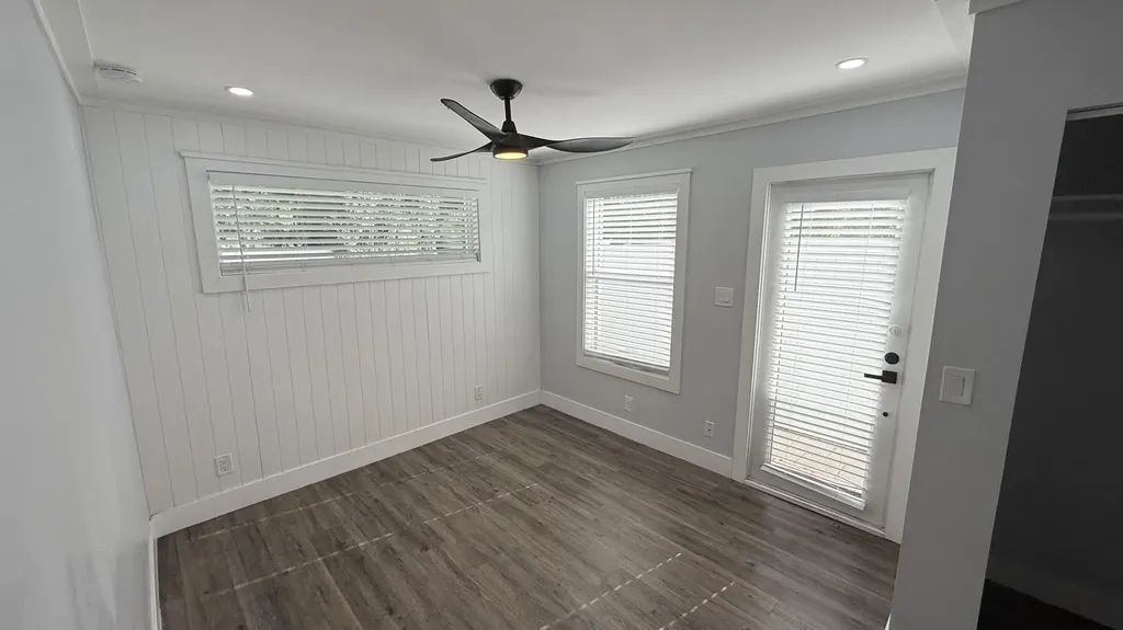 118 SW 7th Street Delray Beach FL 33444