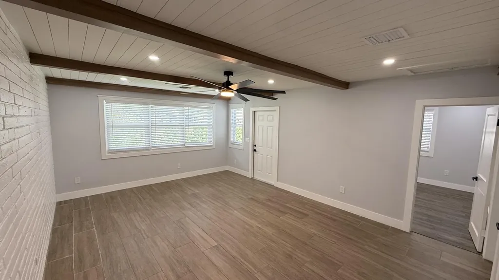 118 SW 7th Street Delray Beach FL 33444