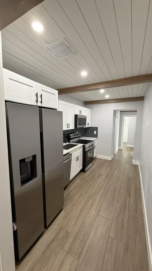 118 SW 7th Street Delray Beach FL 33444