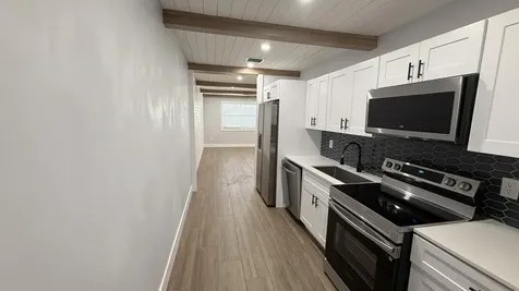 118 SW 7th Street Delray Beach FL 33444